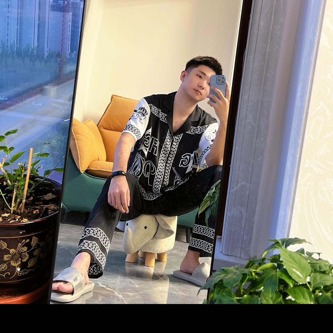 但愿人长久的王先生🍌