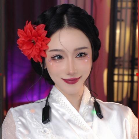 墨 扬