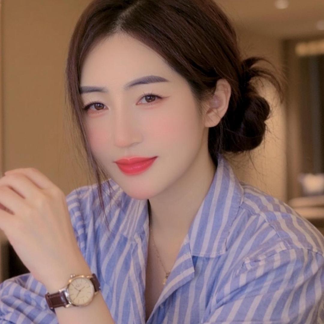 小眼妹
