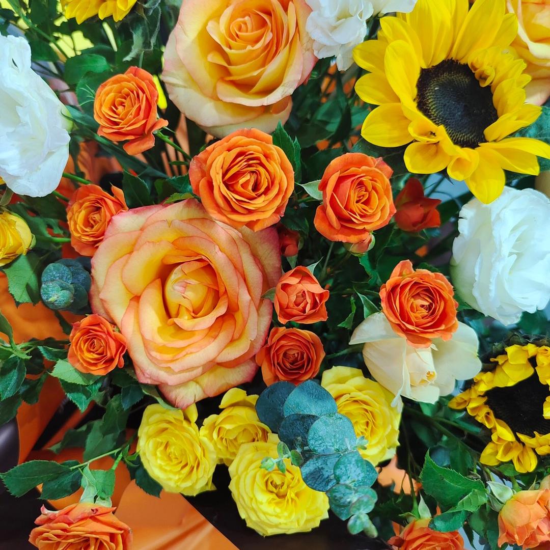 小静物流百货店.