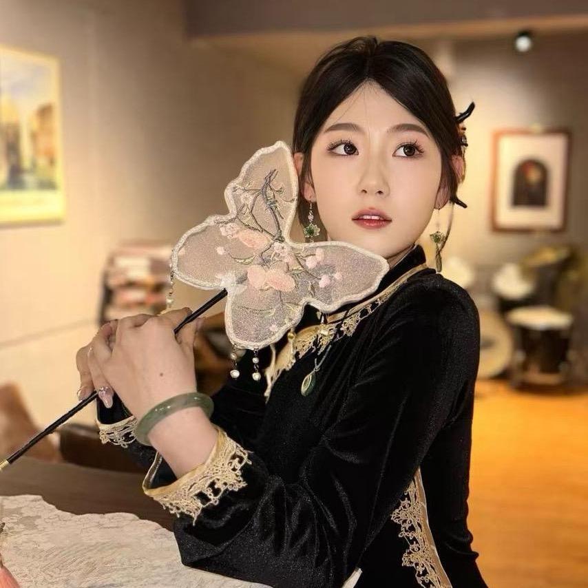 晴儿翡翠设计