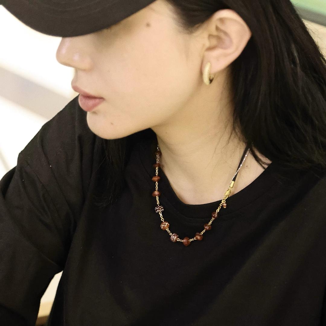 杭展·中亚珠妹