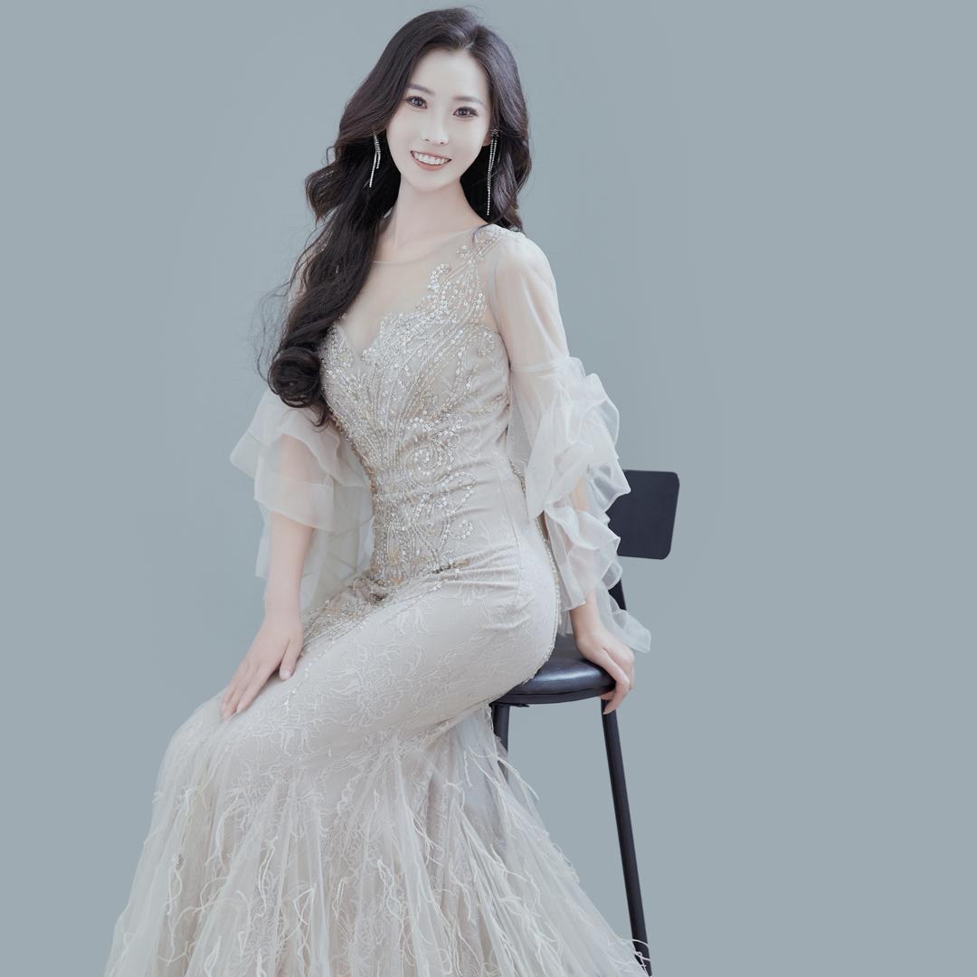 主持人 瑶瑶（招学员）