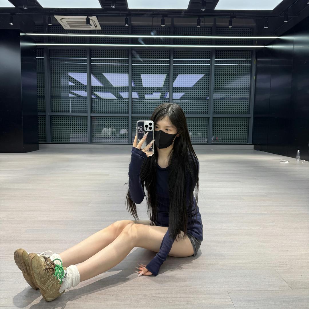 池🔔物 婷宝