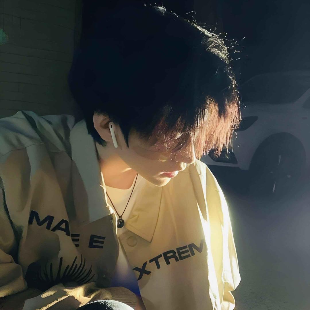 君无口先生