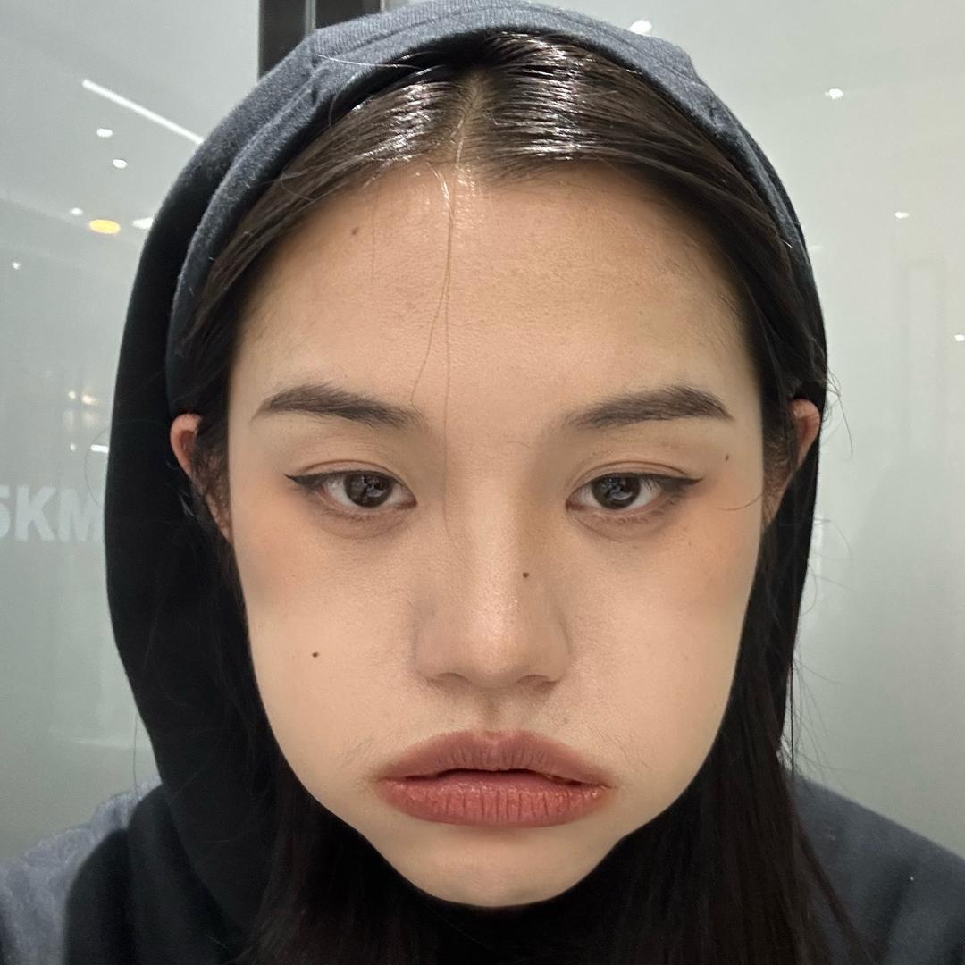 是佳薇薇