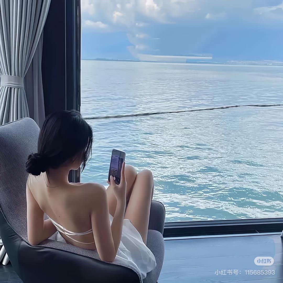 不爱吃香菜🌿