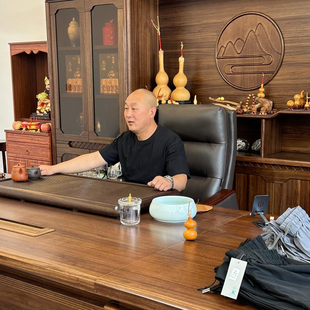 隆尧县现卫制衣厂