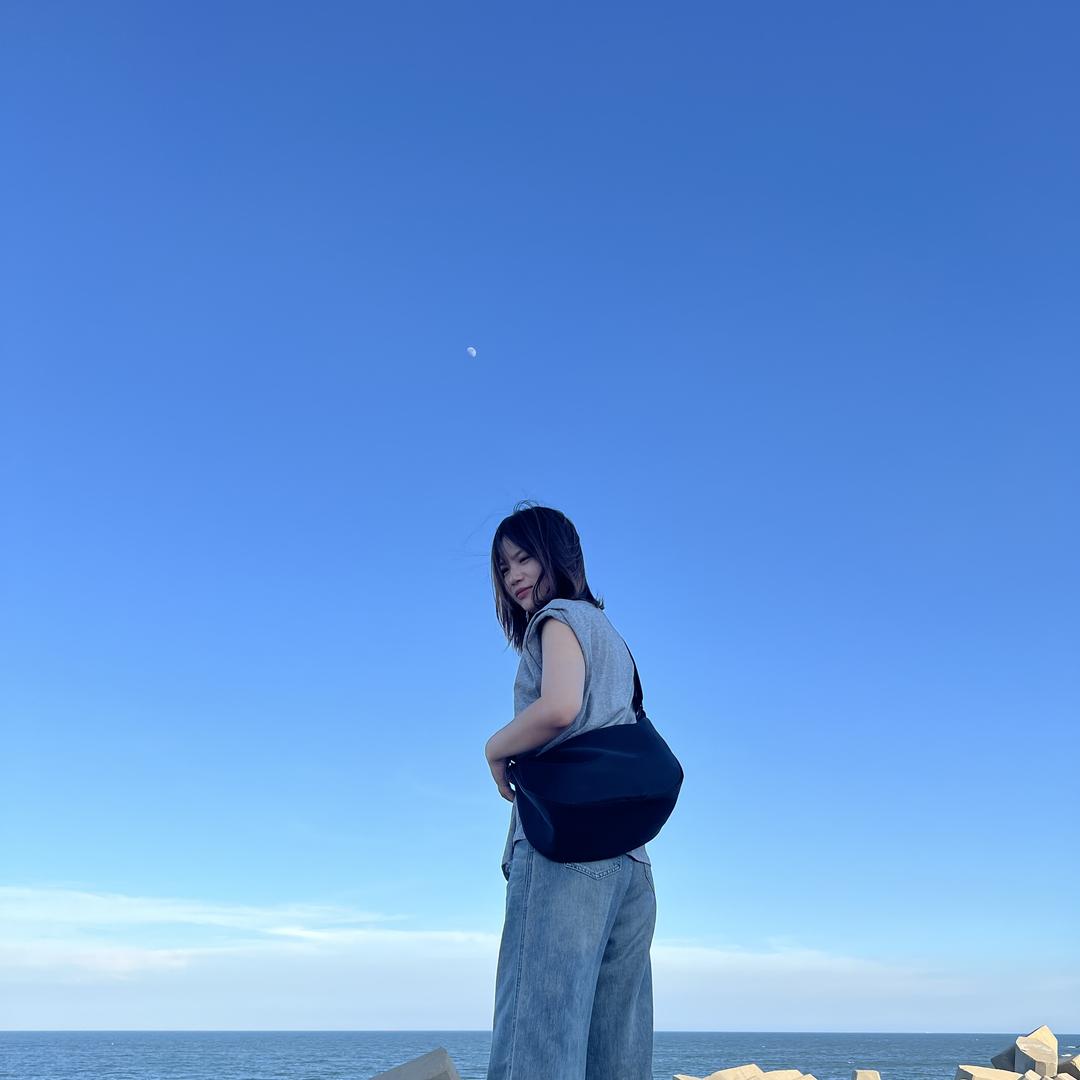 东阳娅嘉箱包的头像