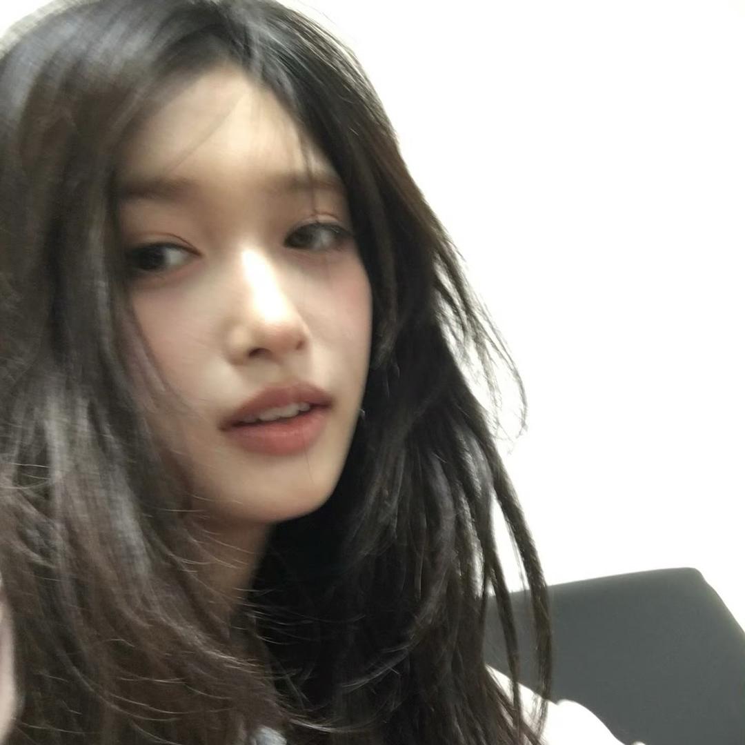 莓莉猫🌱（毒唯溺爱版）