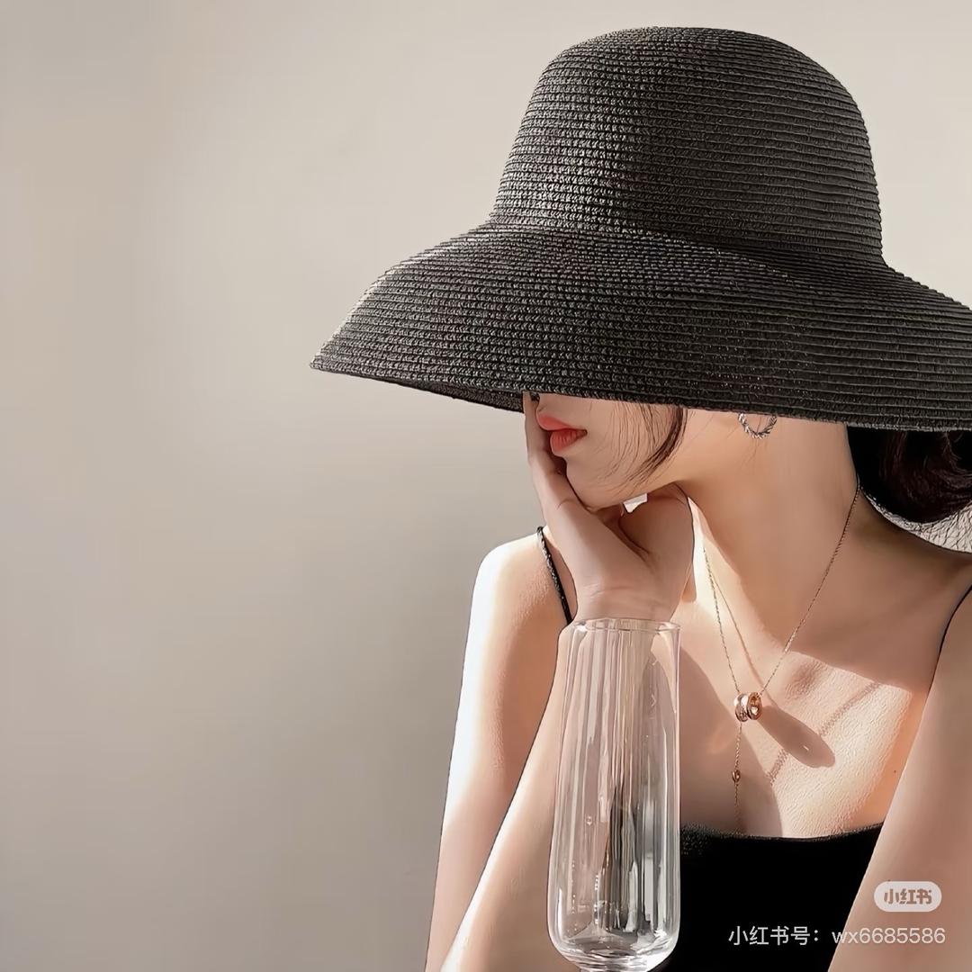 小白狮女装穿搭