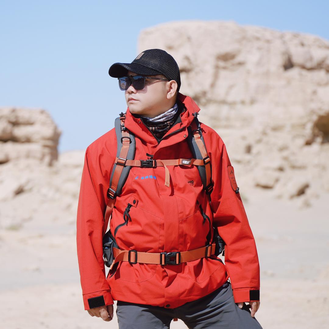 请叫我～何老师