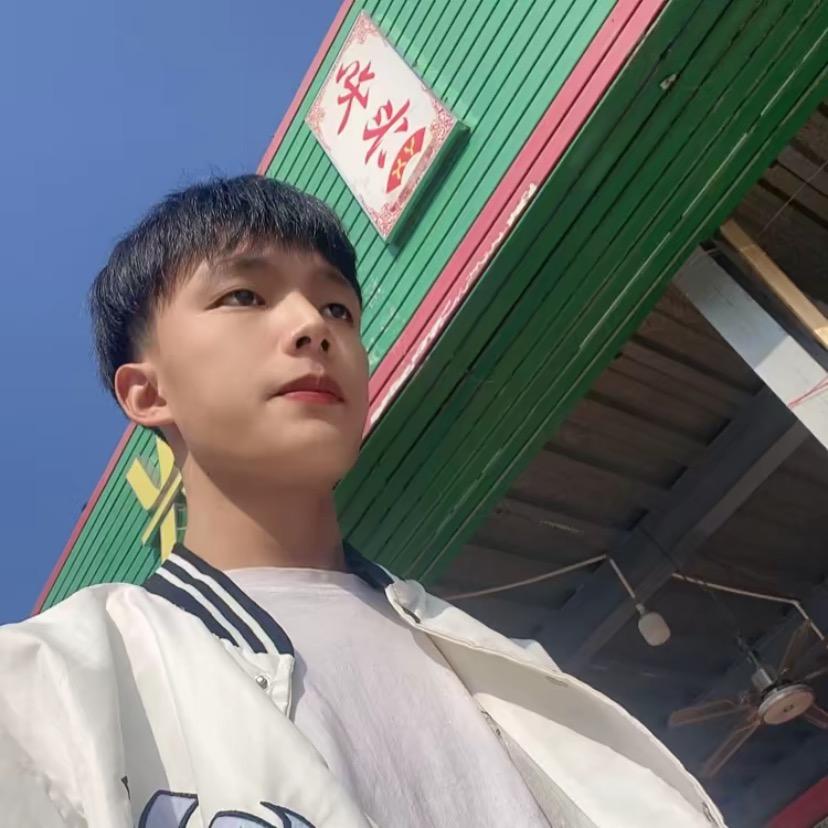 努力生活的小杨