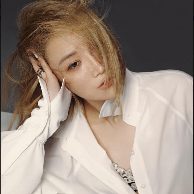 洛哥（轻奢穿搭）