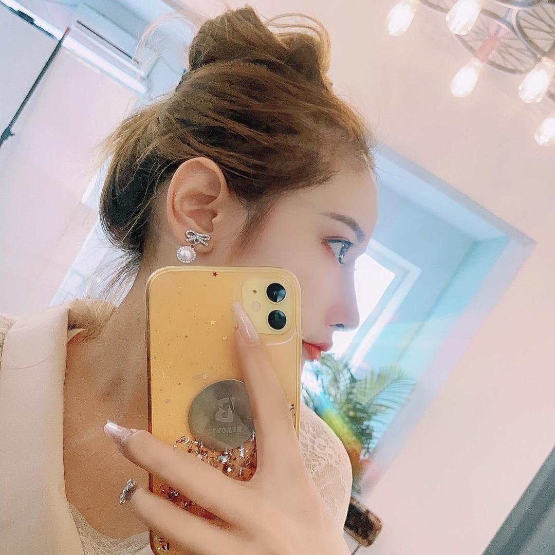 嗨妞娜娜。