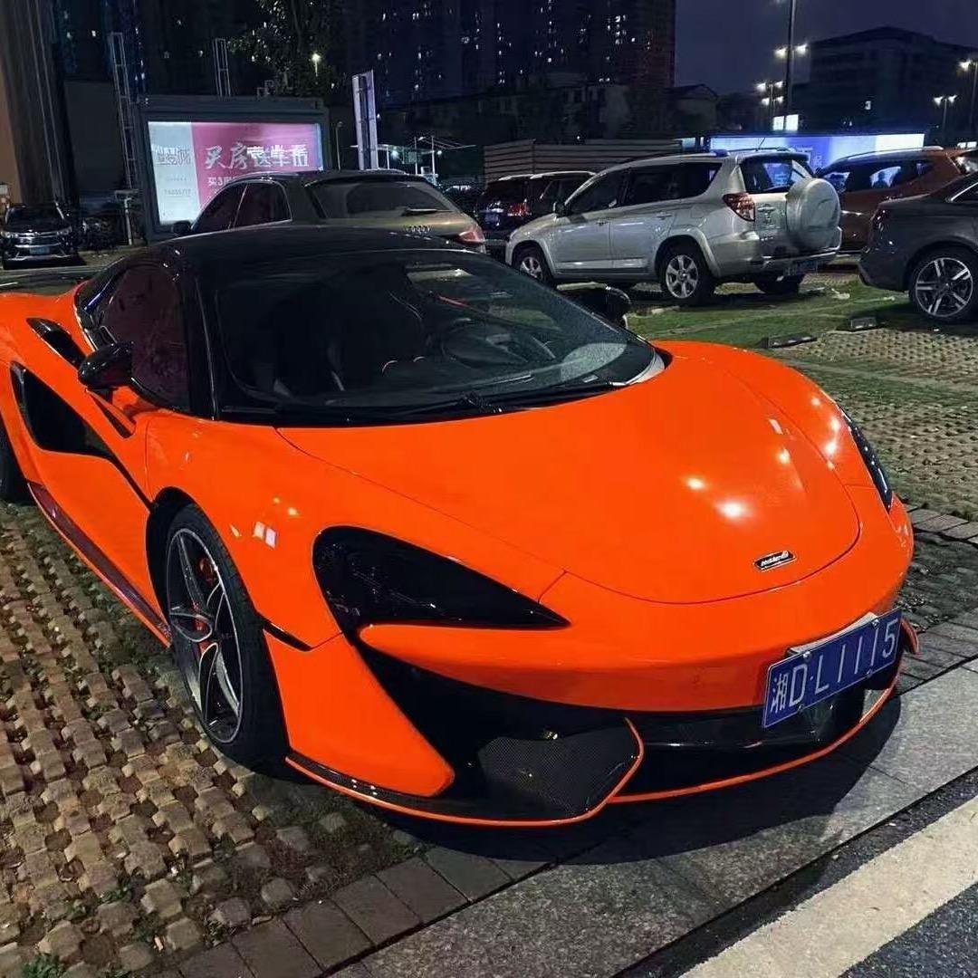 西装暴徒博伊卡