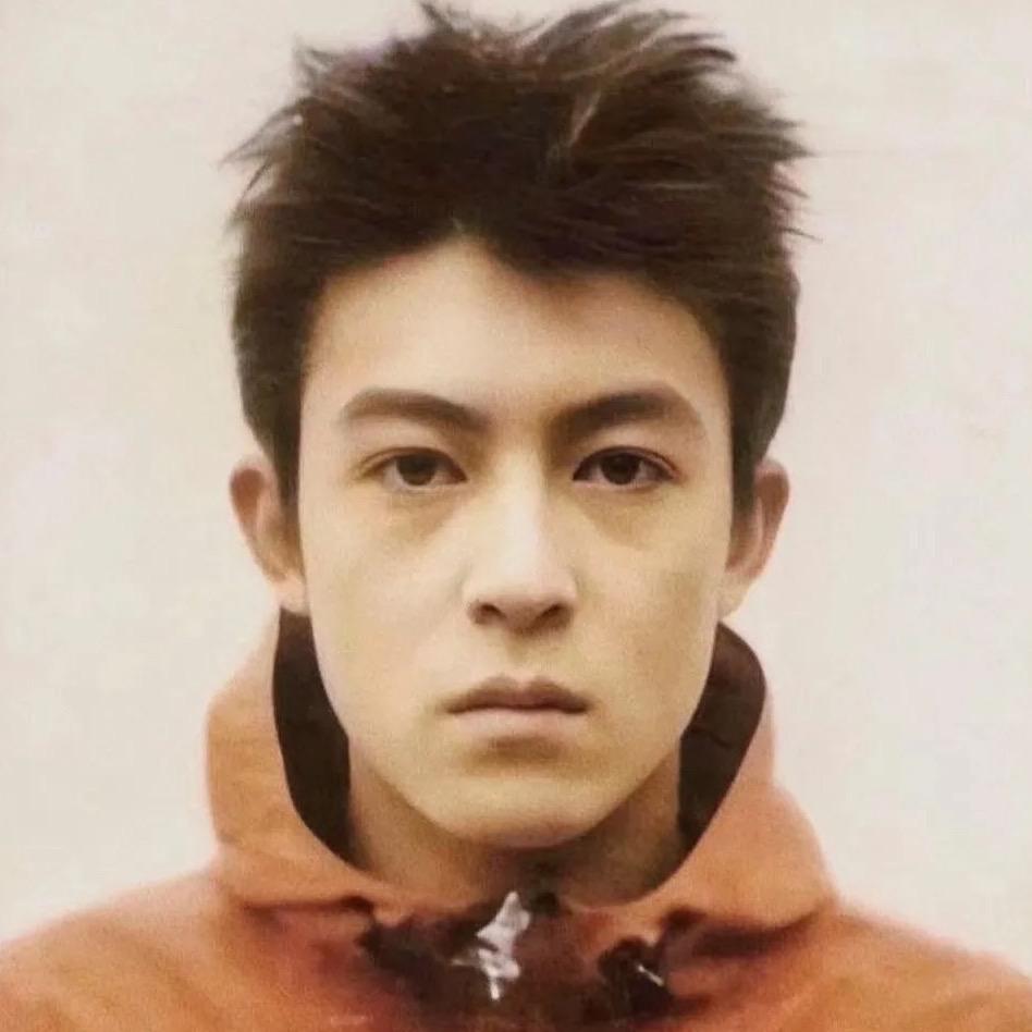 石宏伟