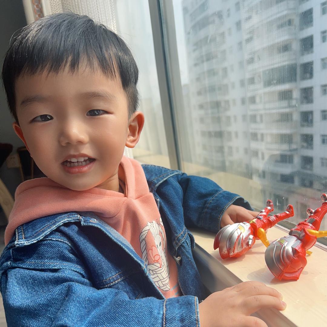 巴东鑫航商贸 李东海