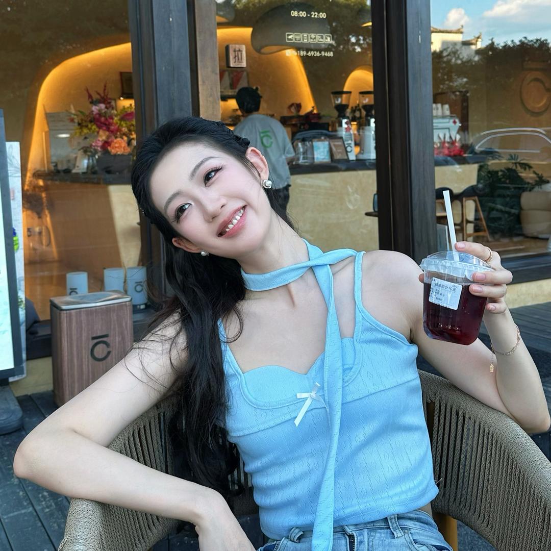 杨诗倩