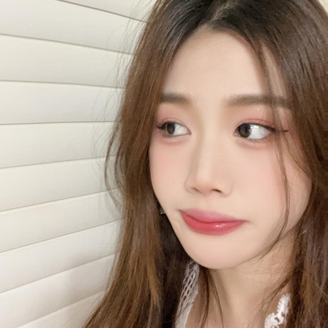 小姀才露尖尖角