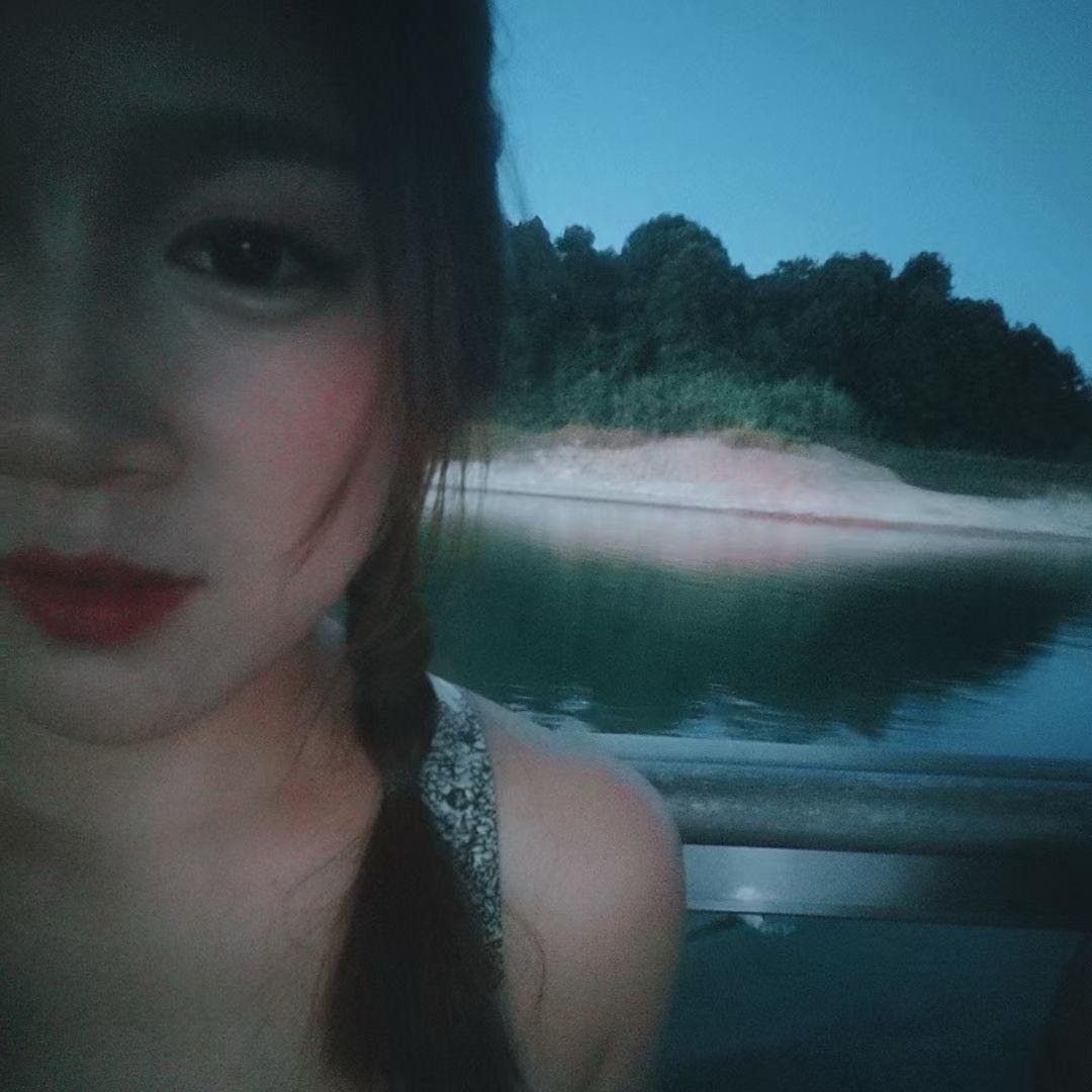 猫小姐🐈