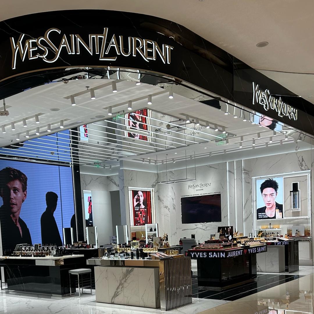 万象城大牌美妆