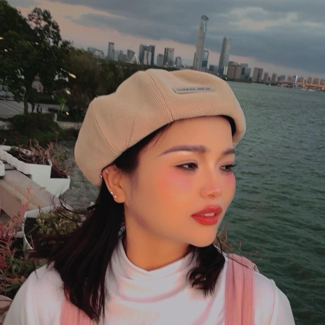 👧🏻₁₉₉₅