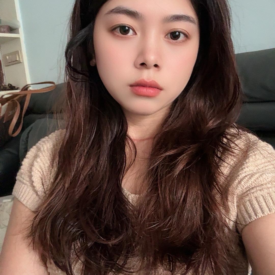 卖🐷肉的小姐姐👧