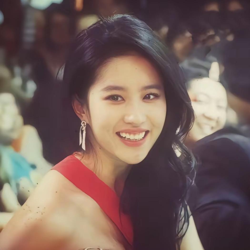 ㅤㅤ 　ㅤㅤ拧巴小姐