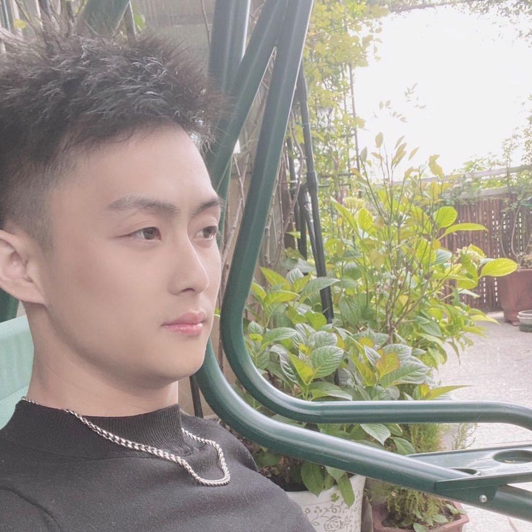 一只傻男孩