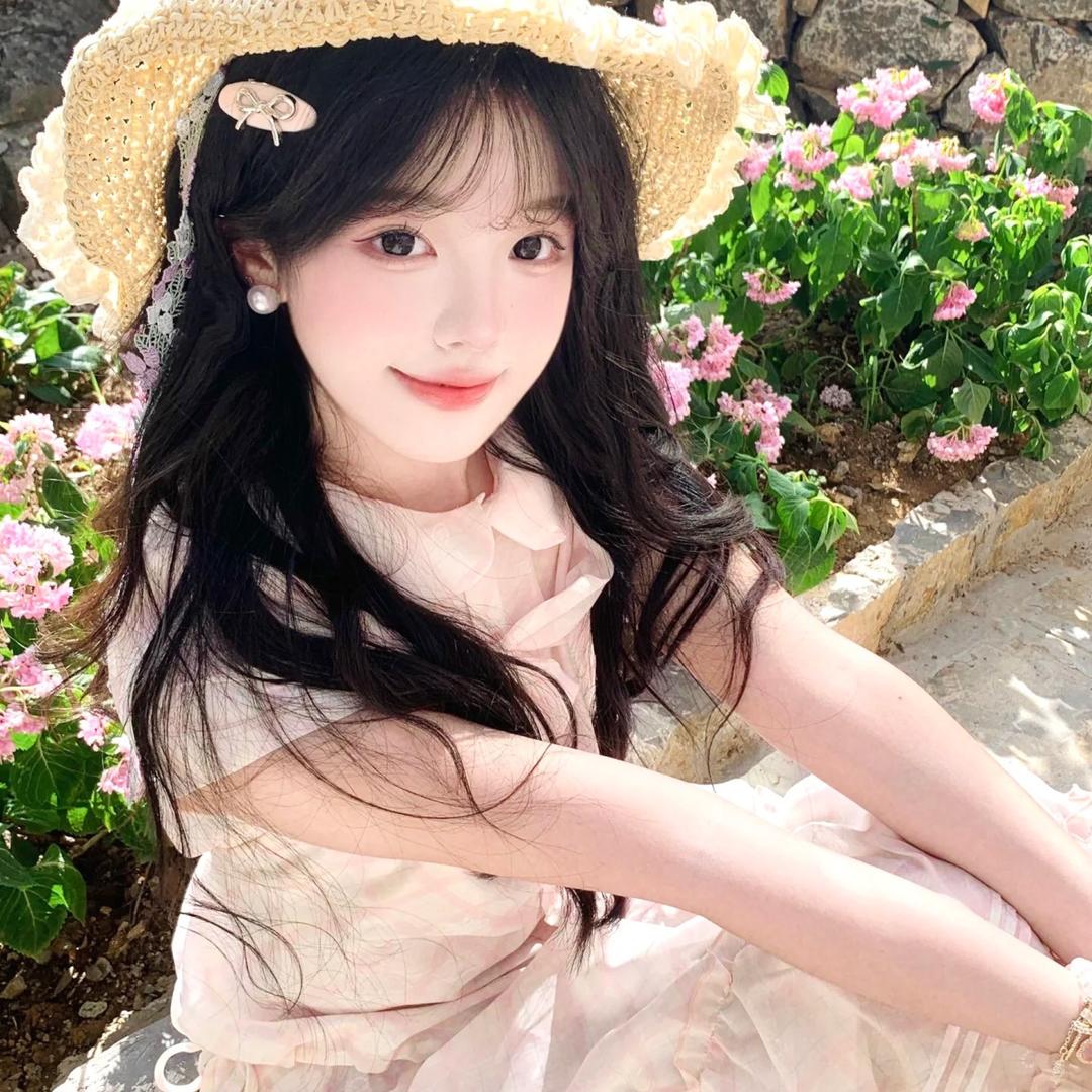 草莓冰淇淋