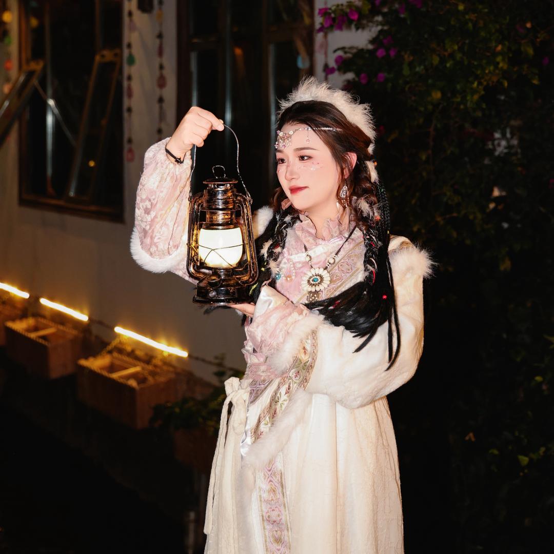 এ 繁华落尽 ิ᭄࿐