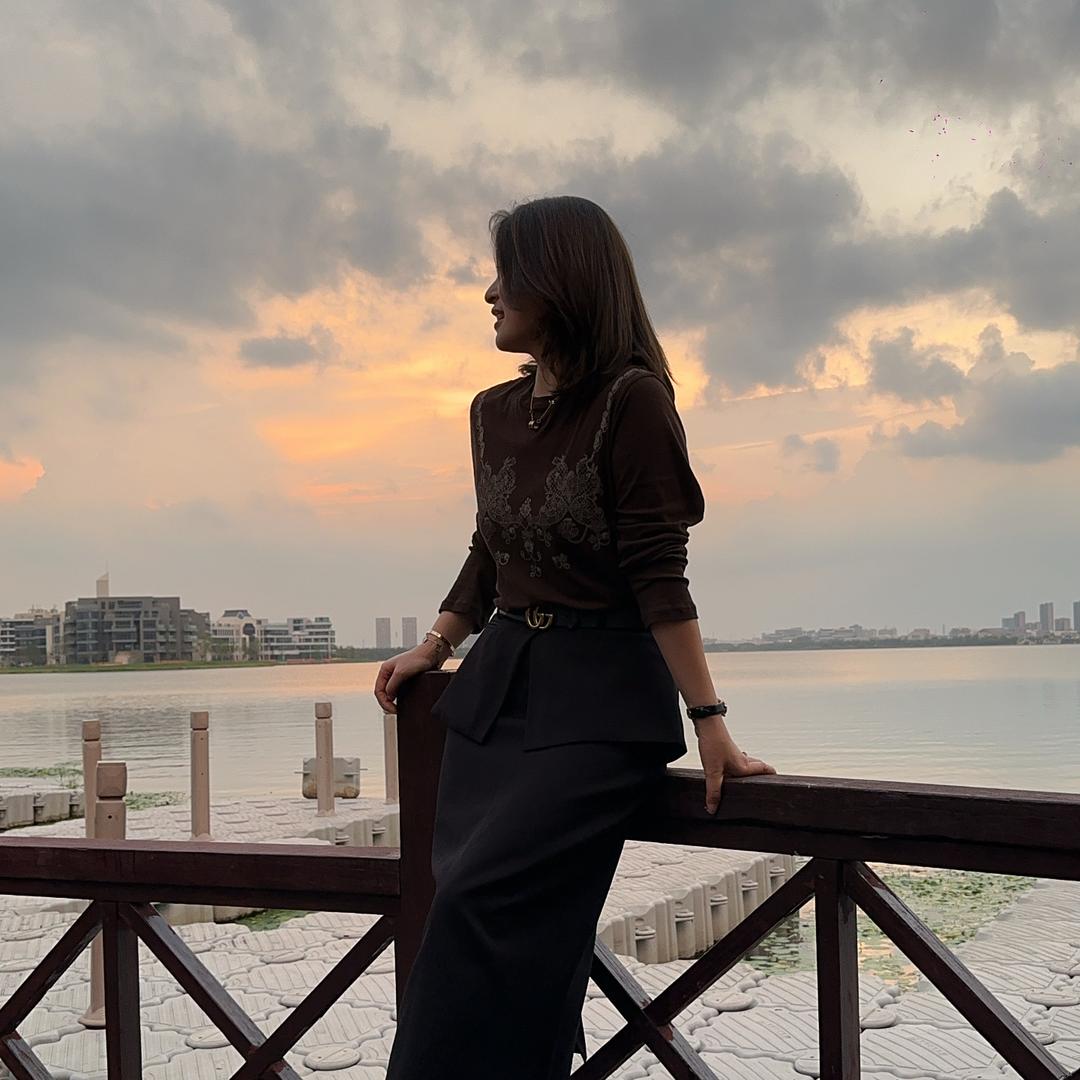 纤丽衫精品女装