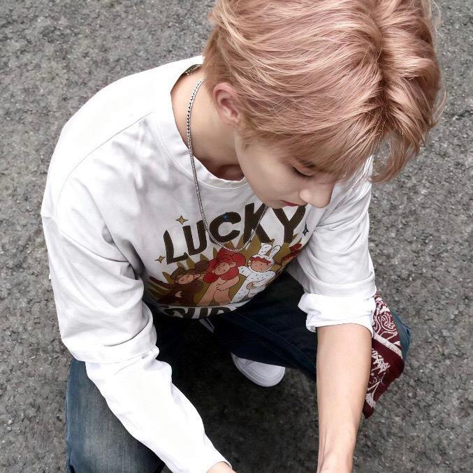 离越AI（教程主页可查）