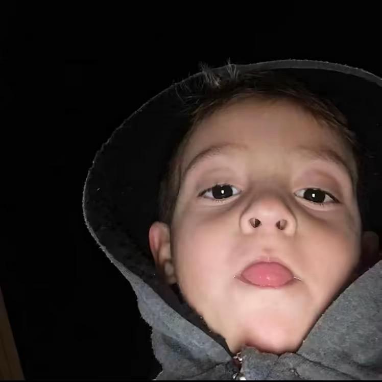 ￴ ￴ ￴￴ ￴