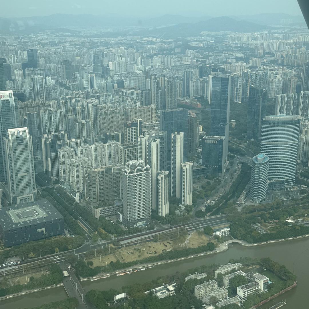 静静不爱睡觉