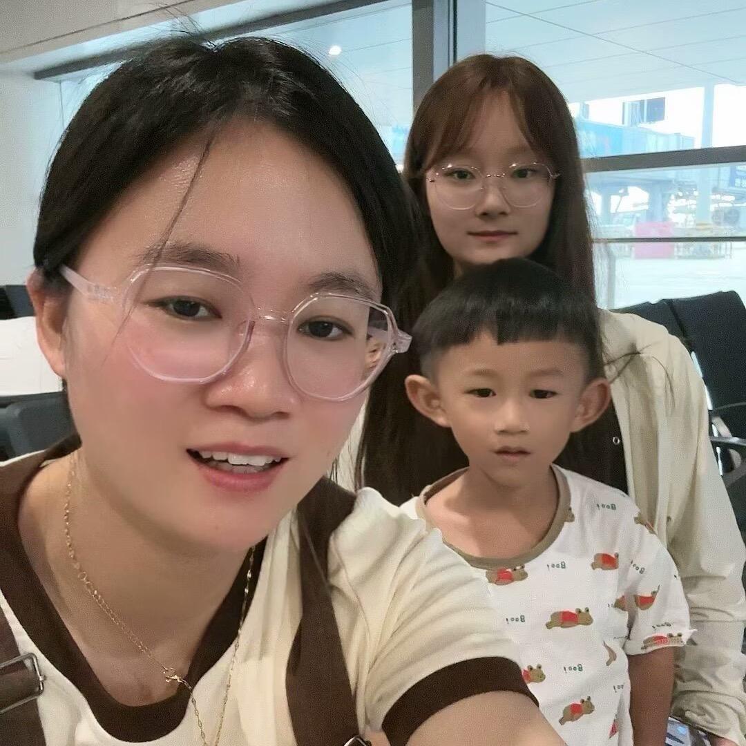 单亲妈妈带两娃（迪迪妈记录真实生活）