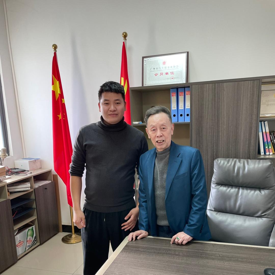 情怀二手车咨询（森仔）