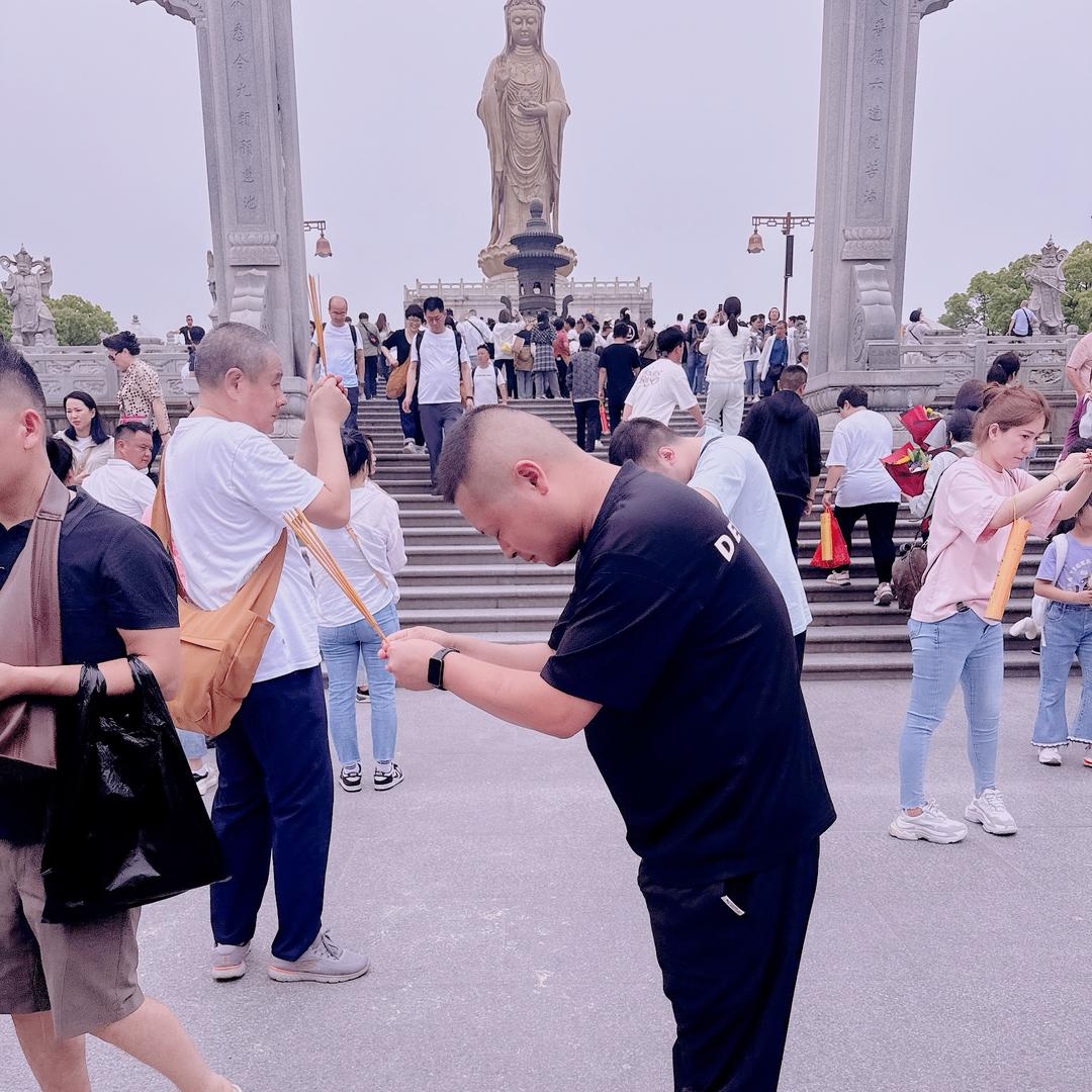 震泽万物寄卖行