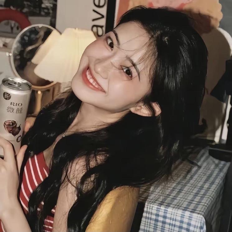 集莎百货
