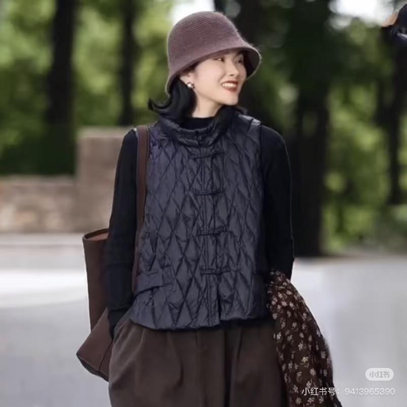 柚柚轻奢女装工厂店