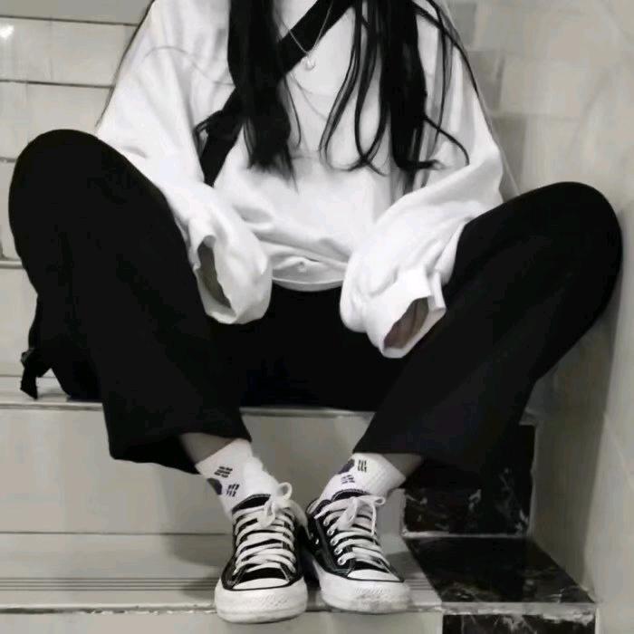 Gu。
