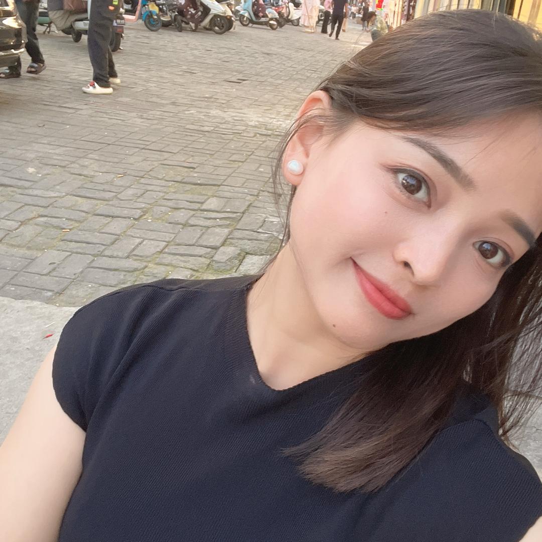 德尚德罗男装小敏