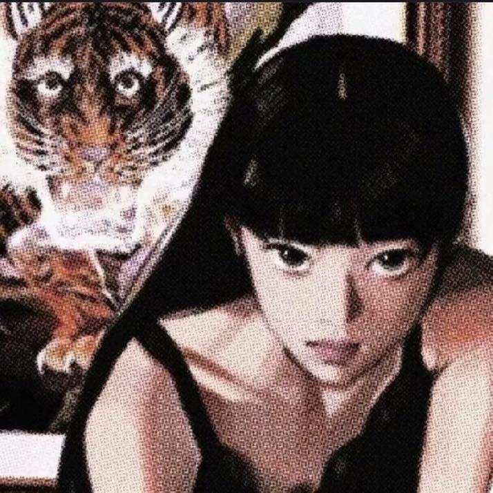 i左耳痣