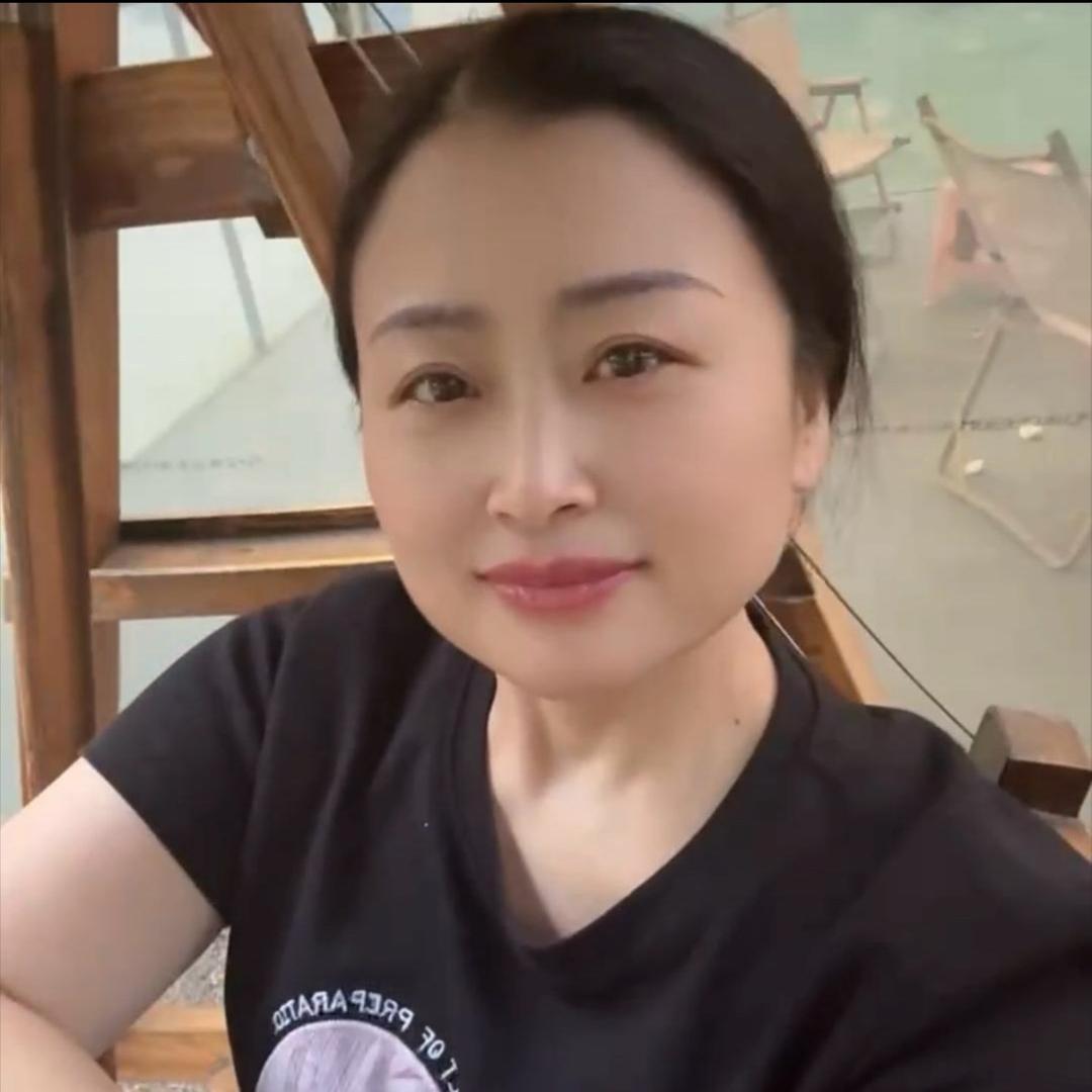 做广告的上官