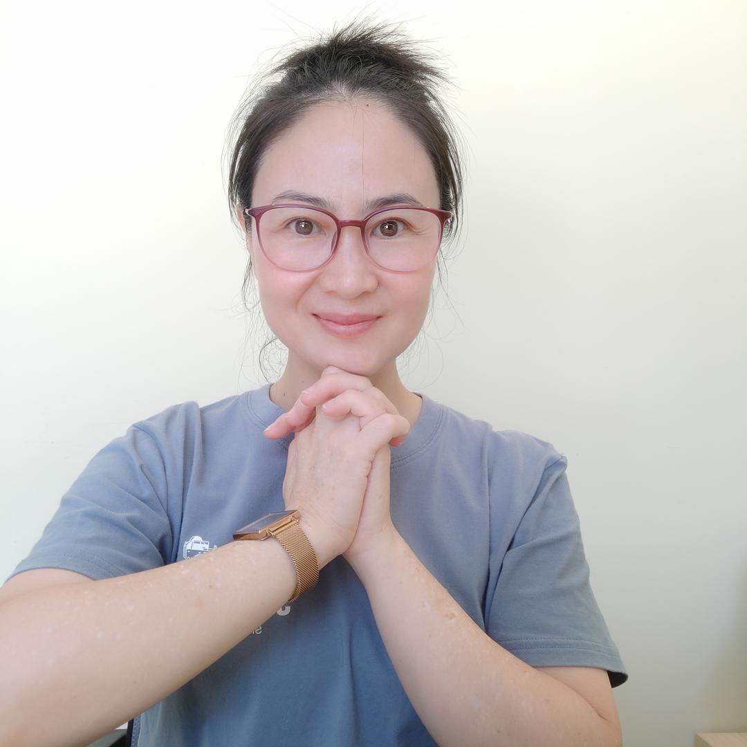 自然美育近视防控伍老师