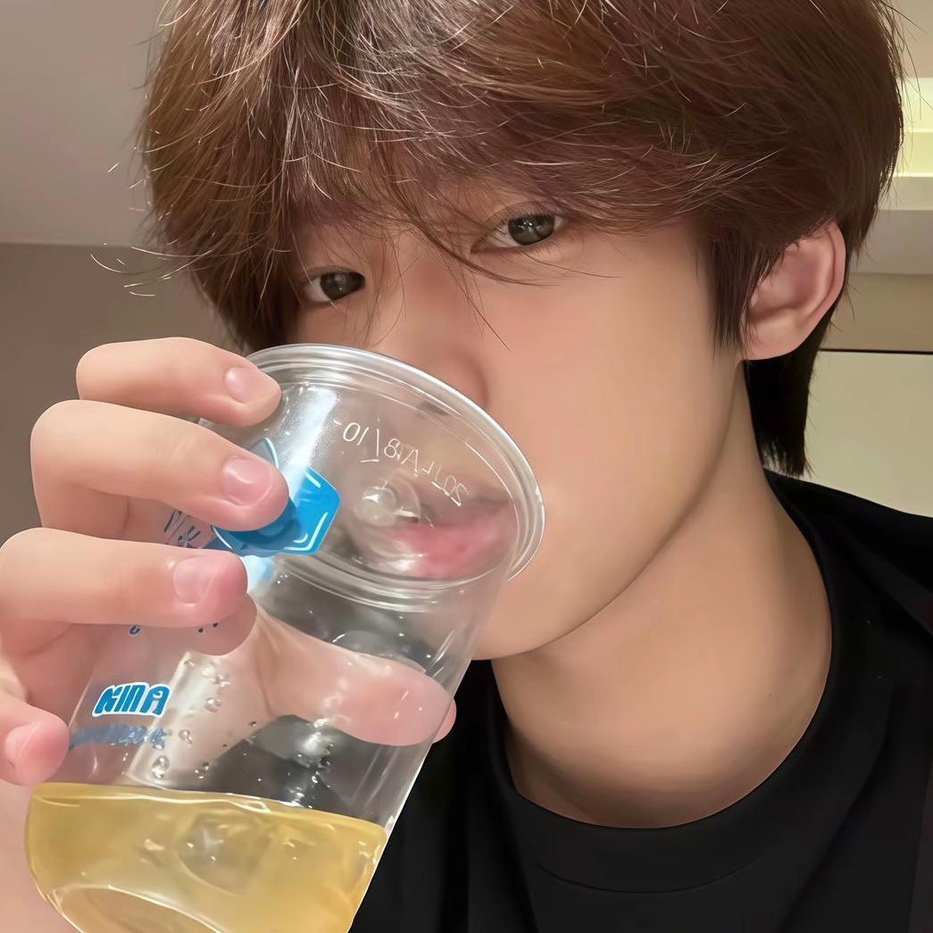 开心消消乐的反义词是悲伤积积痛