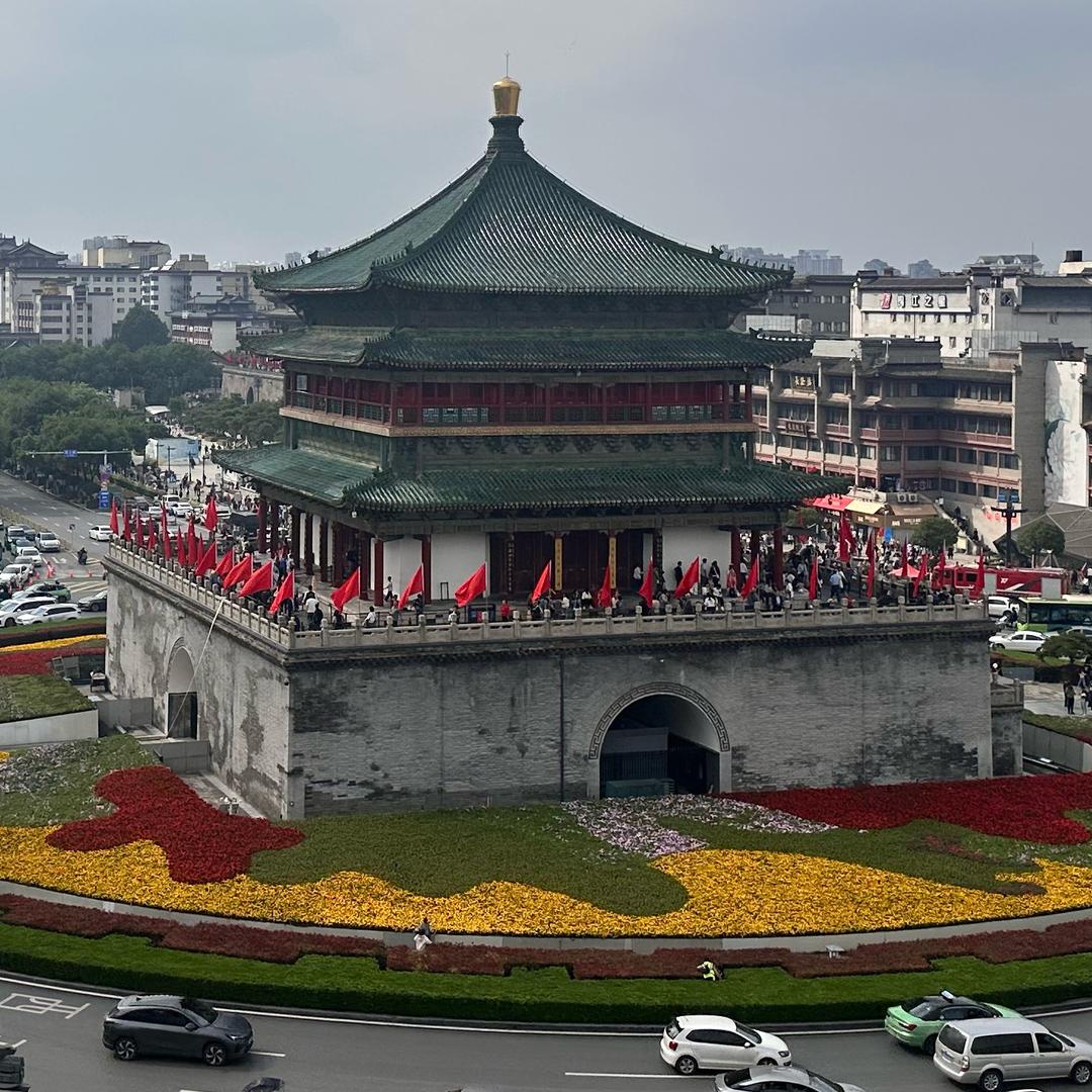 欢天喜地笑哈哈