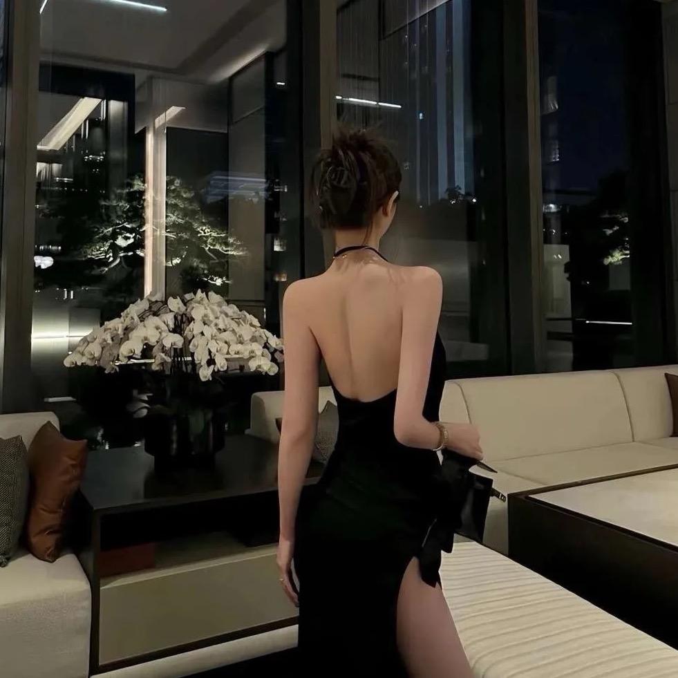 ៚靠近就报警 ͜𓅪