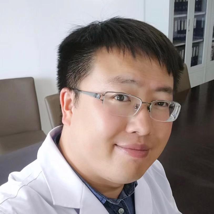 肿瘤科李喆医生